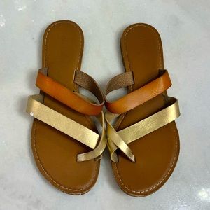 Old Navy gold and tan sandals